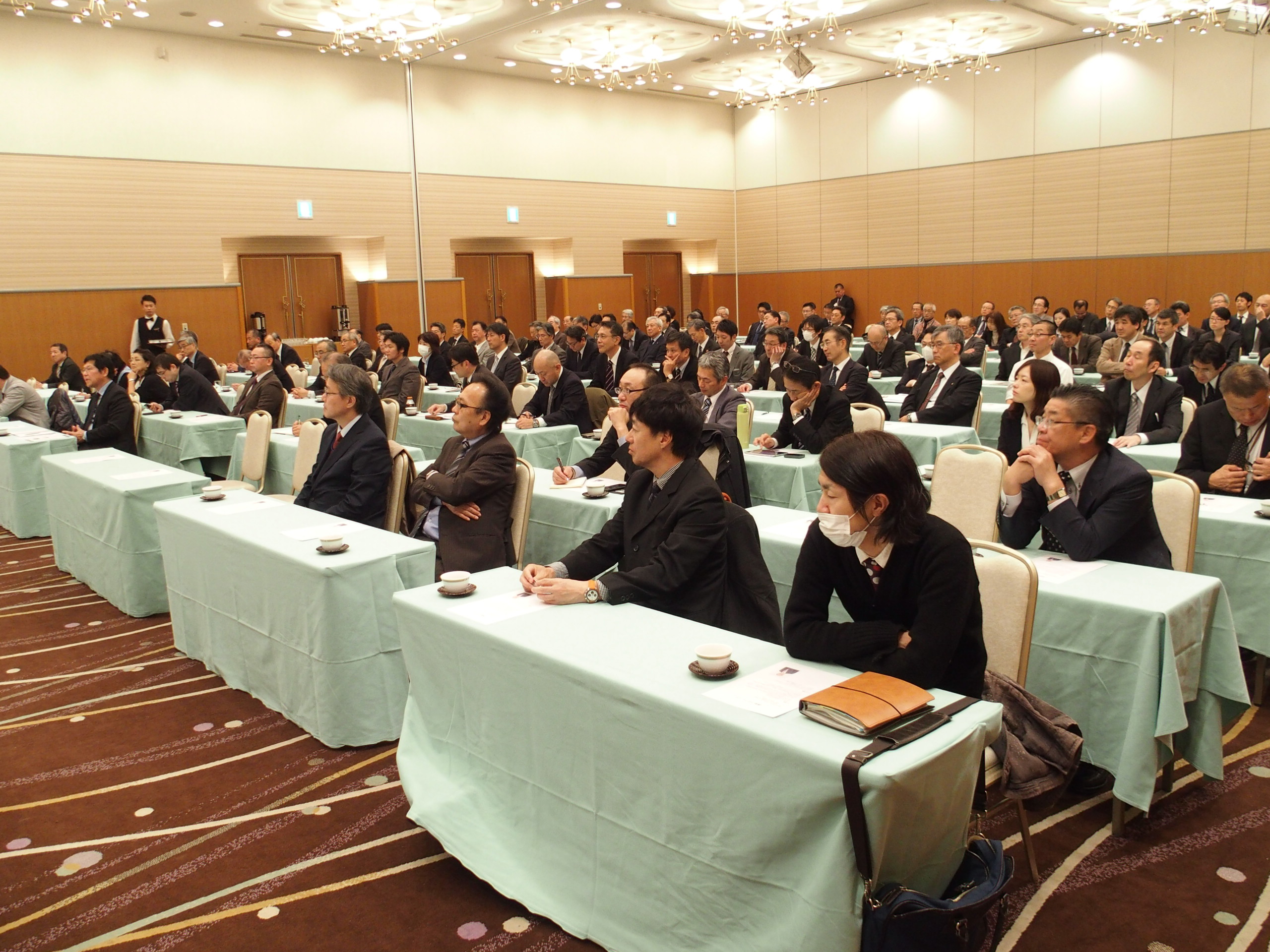 講演会会場の様子